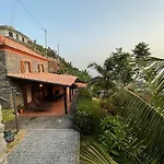 Secluded W Pool, Oceanside View, 3br, 3ba Villa