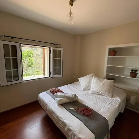 Secluded W Pool, Oceanside View, 3br, 3ba