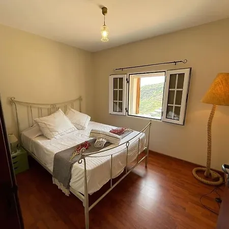 Villa Secluded W Pool, Oceanside View, 3br, 3ba *