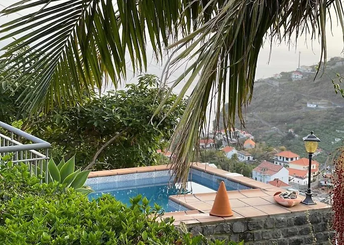 Vila Secluded W Pool, Oceanside View, 3br, 3ba *