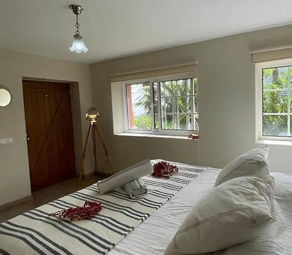 Secluded W Pool, Oceanside View, 3br, 3ba * Ponta do Sol (Madeira)