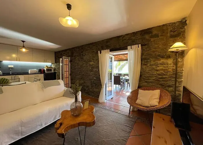 Secluded W Pool, Oceanside View, 3br, 3ba Ponta do Sol (Madeira)