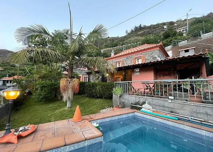 Secluded W Pool, Oceanside View, 3br, 3ba