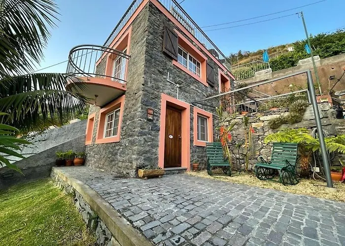 Vila Secluded W Pool, Oceanside View, 3br, 3ba Ponta do Sol (Madeira)